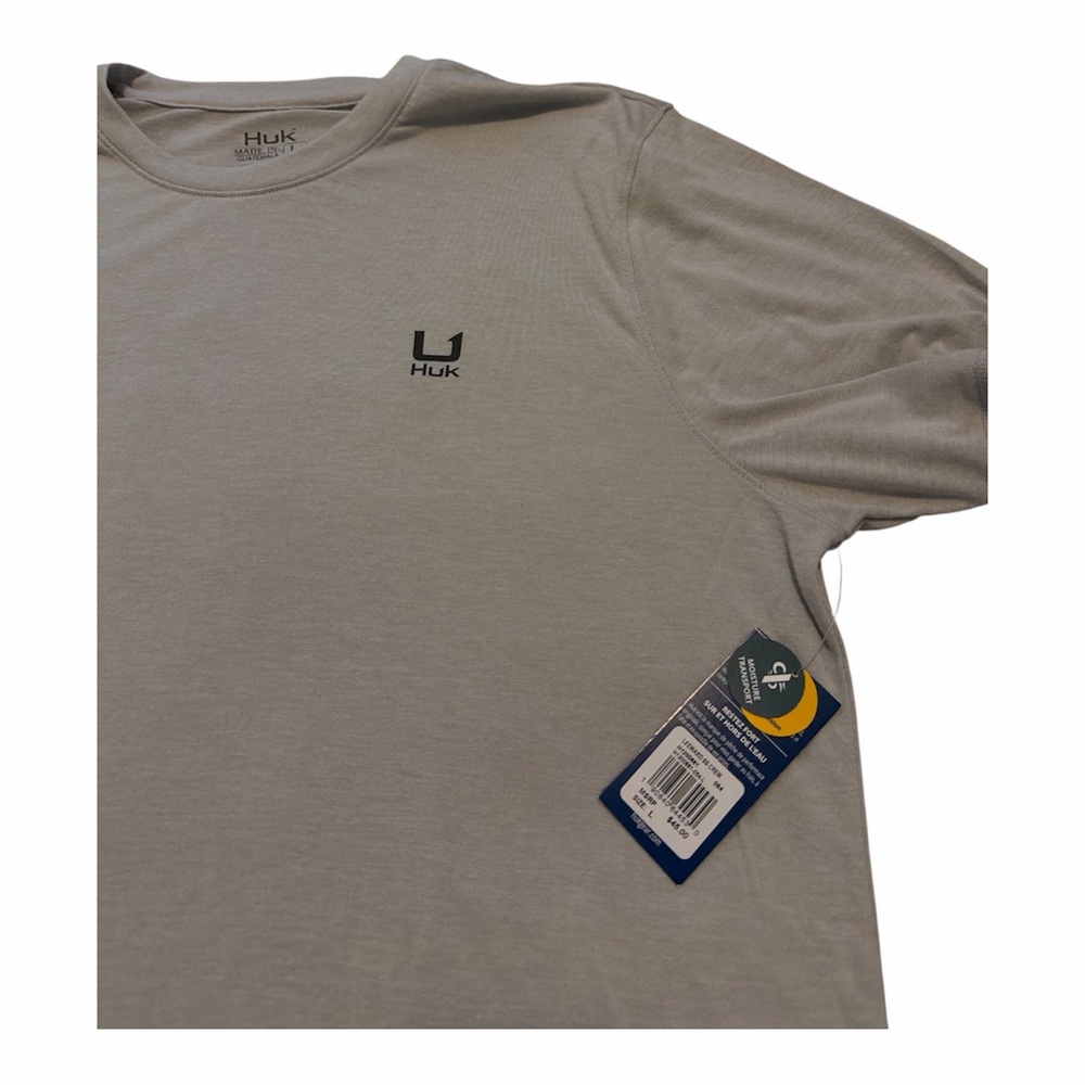 HUK Leeward SS Crew Men’s shirt UPF 50 Moisture Transport size Large NWT - Picture 2 of 2